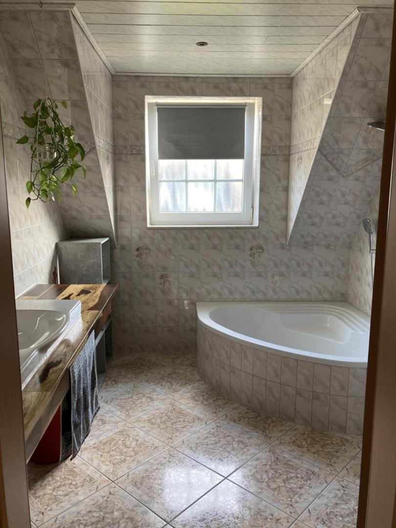 Neu Ferienwohnung Hofmann هوسوم المظهر الخارجي الصورة